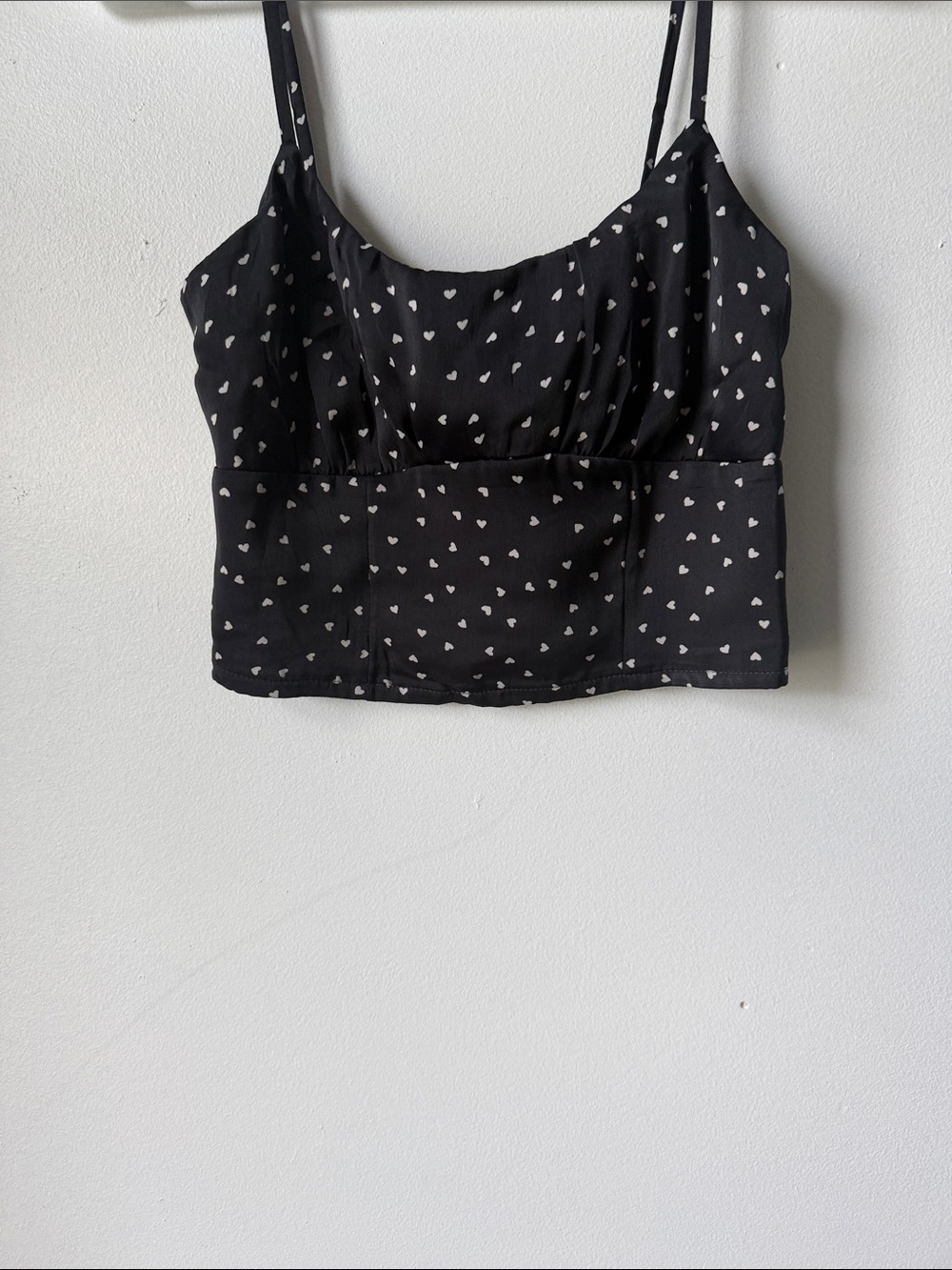 American Eagle Outfitters Black Heart-Print Cropped Cami xs